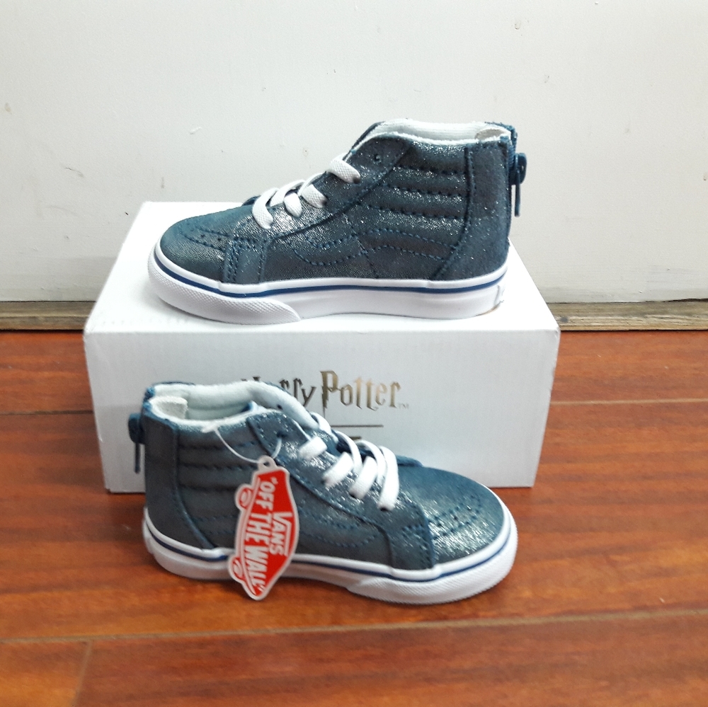 vans - Picture 2 of 4